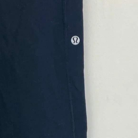 Lululemon Black Cropped High Rise Leggings Size 10 Anti Stink Stretch Yoga Pants - Picture 4 of 10